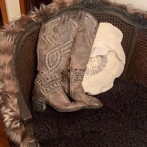 Old Gringo Gray Studded Leather Western Heeled Boots